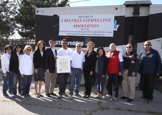 Lakeville Estates Civic hosts shredding event