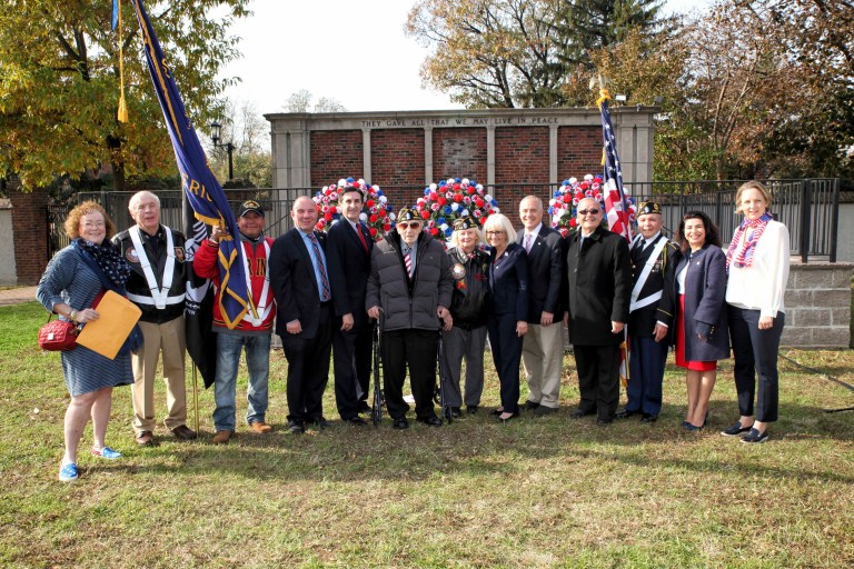 Town Officials attend Great Neck Veterans Day parade