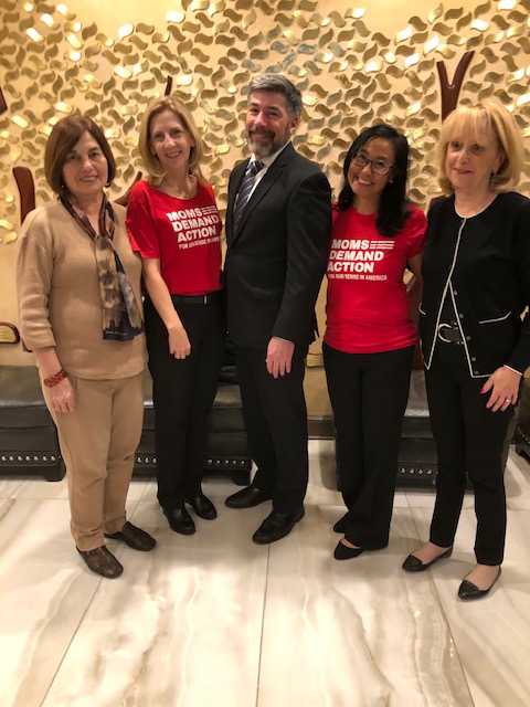 Temple Judea hosts Moms Demand Action