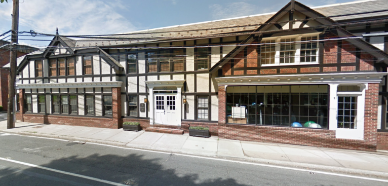 Roslyn doctor pleads guilty to conspiracy to illegally distribute opioids