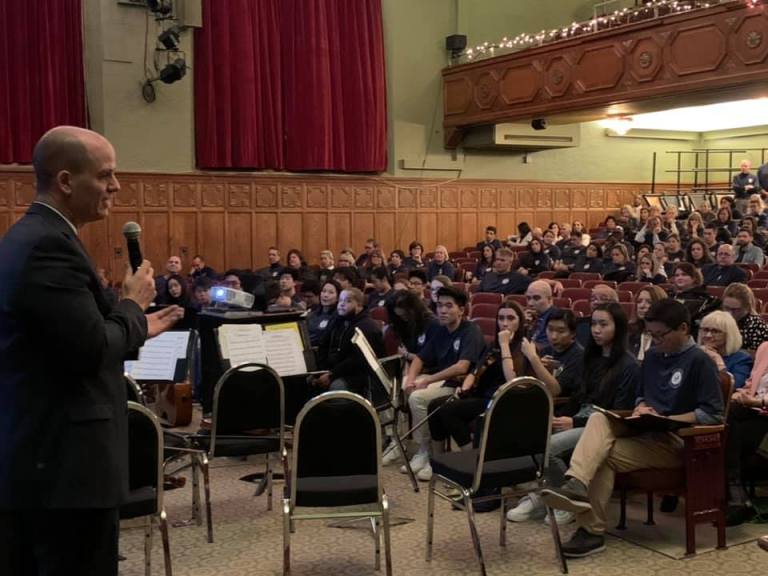 Manhasset Secondary celebrates Blue Ribbon status Manhasset Secondary celebrates Blue Ribbon status