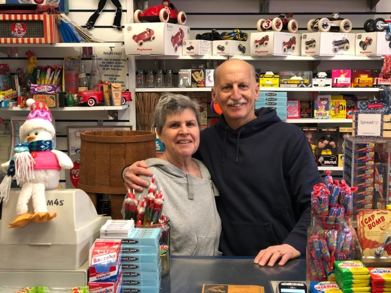 Bobb Howards sells candy, toys and memories to New Hyde Park Bobb Howards sells candy, toys and memories to New Hyde Park