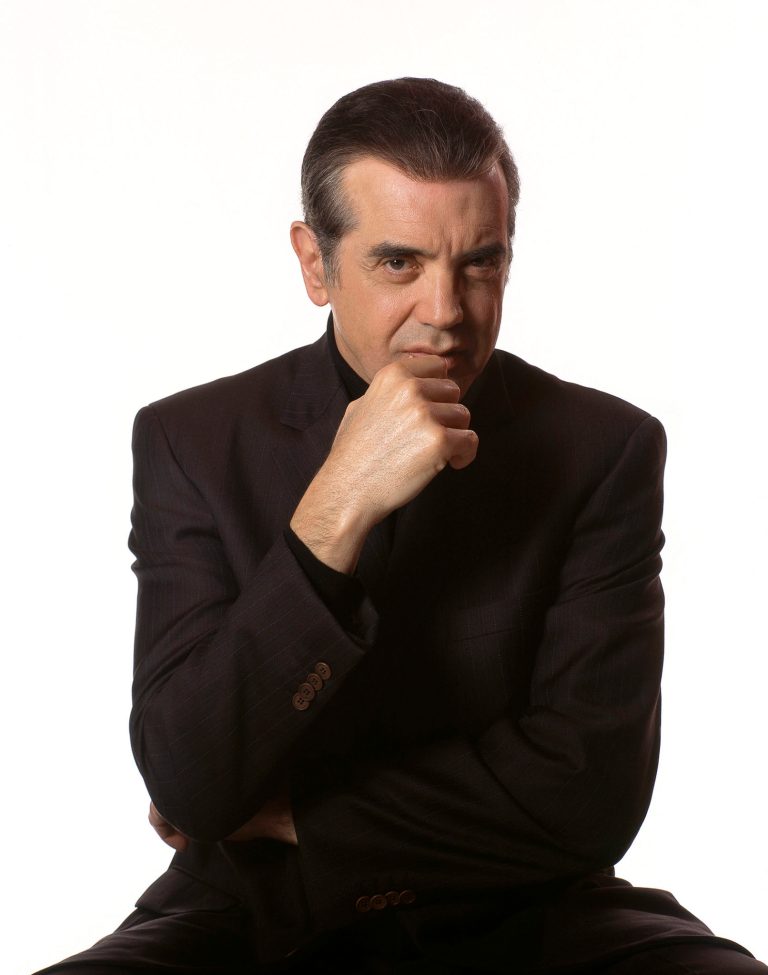 Peter Fogel tells story at Landmark with Chazz Palminteri’s help