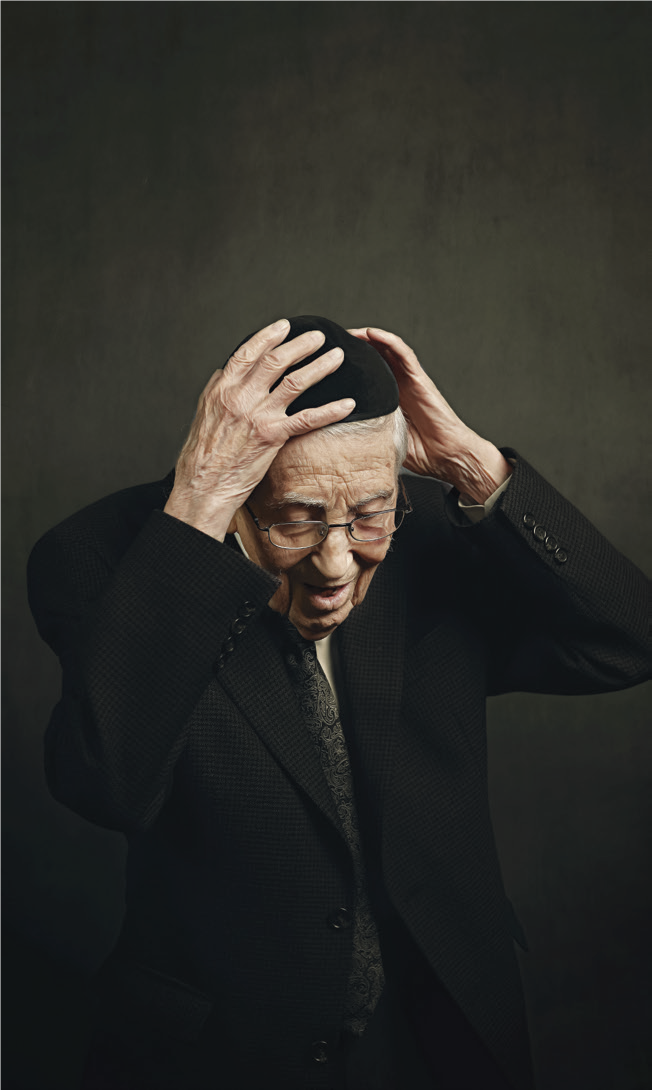 Library to present exhibit on Holocaust survivor