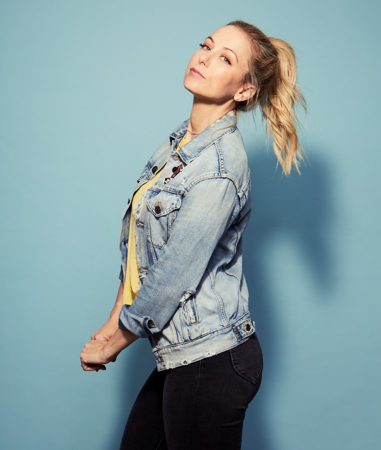 JCC’s 25th Annual Eat. Bid. Laugh! An auction and epicurean event to feature  performance by comedian Iliza Shlesinger