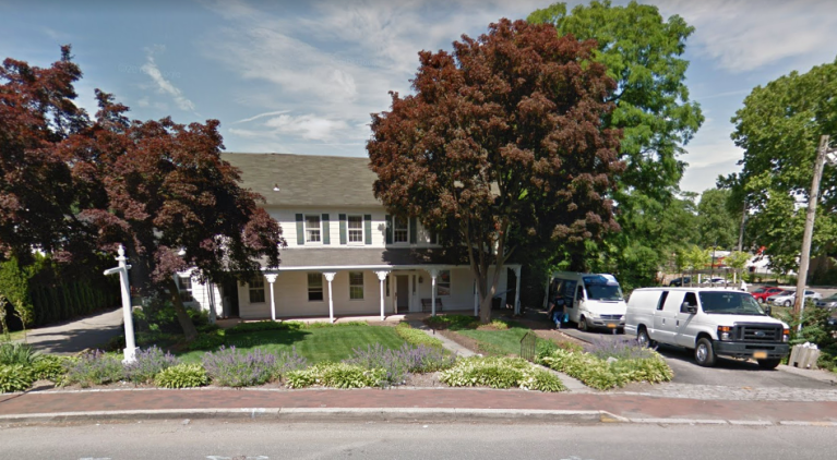 Mixed-use space turns residential on Old Northern Blvd. Mixed-use space turns residential on Old Northern Blvd.