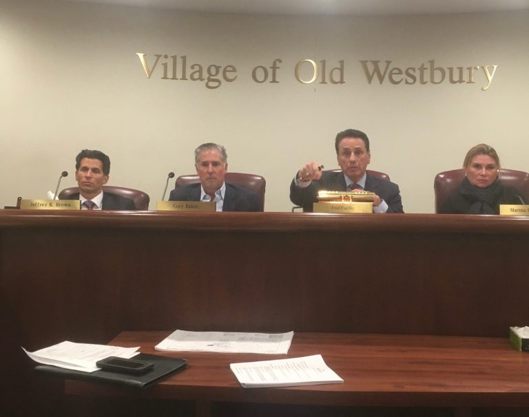 Old Westbury residents question board on synagogue construction