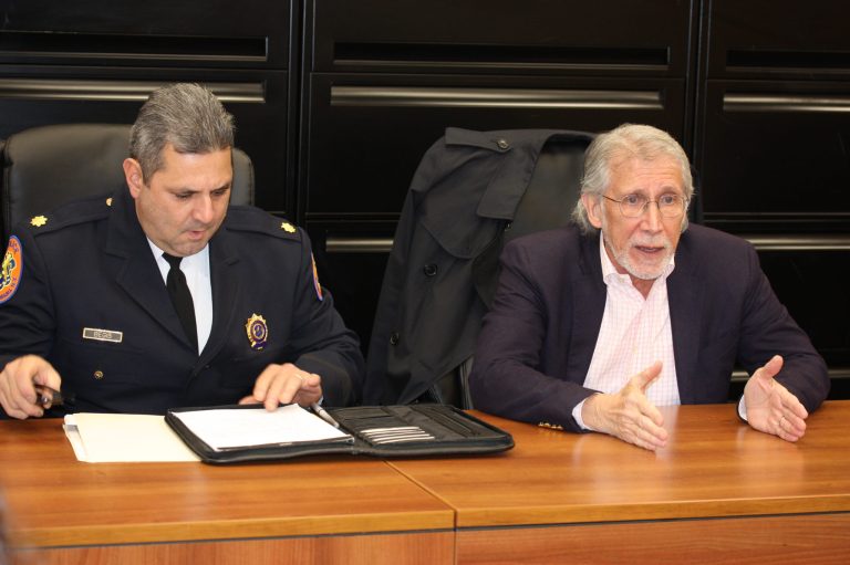 Roslyn Estates burglaries may be linked to Chilean crime ring: police Roslyn Estates burglaries may be linked to Chilean crime ring: police