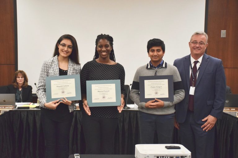Sewanhaka recognizes outstanding students and staff Sewanhaka recognizes outstanding students and staff
