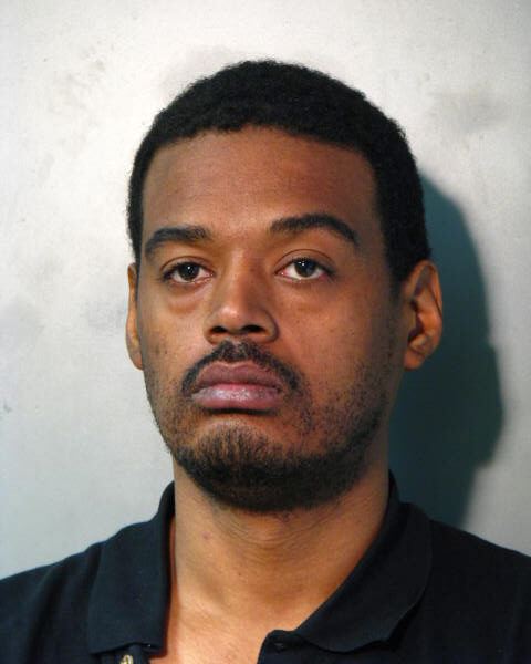 Mineola woman confronts intruder in home Mineola woman confronts intruder in home
