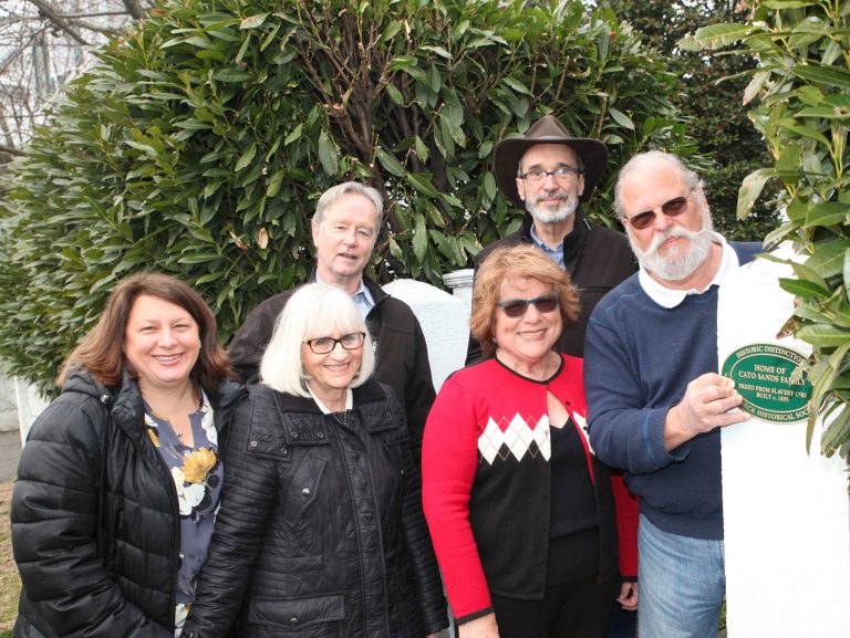 North Hempstead officials join Cow Neck Historical Society to unveil historic plaque North Hempstead officials join Cow Neck Historical Society to unveil historic plaque