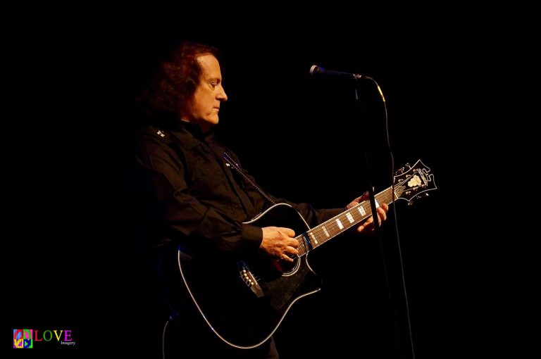 Tommy James survives legal hanky panky to endure Tommy James survives legal hanky panky to endure