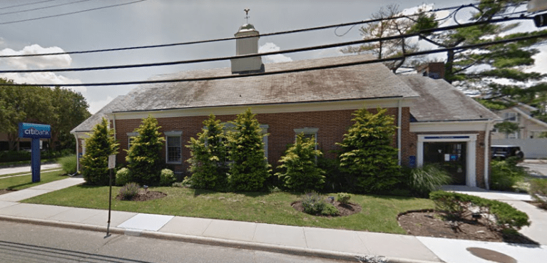 Manhasset Citibank building bought Manhasset Citibank building bought