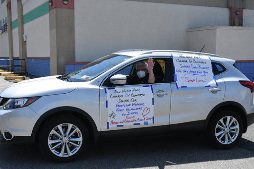 New Hyde Park Chamber thanks first responders and healthcare workers with car parade
