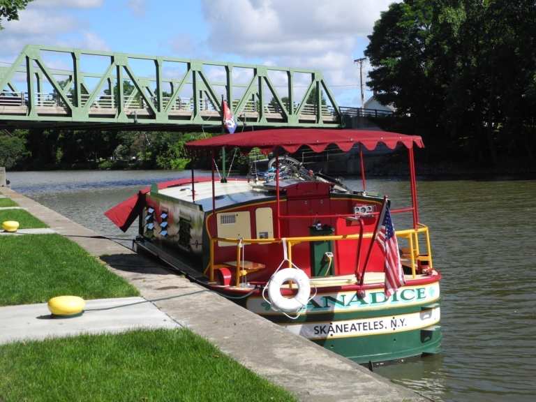 Going places: Cruise the Erie Canal by self-skippered boat