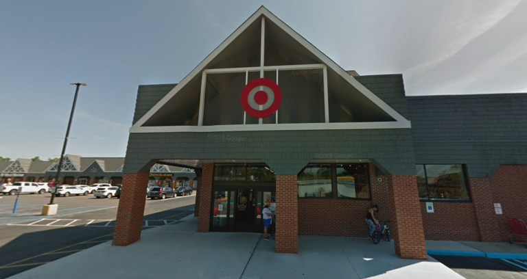 Port North trustees discuss curbside pickup at Target in Soundview Marketplace Port North trustees discuss curbside pickup at Target in Soundview Marketplace