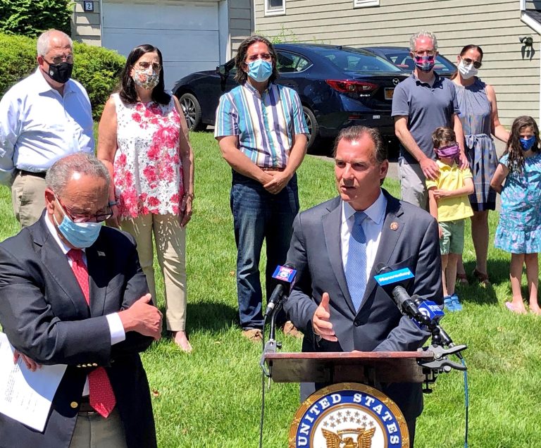 Suozzi, Schumer continue push for repealing SALT cap in Lake Success