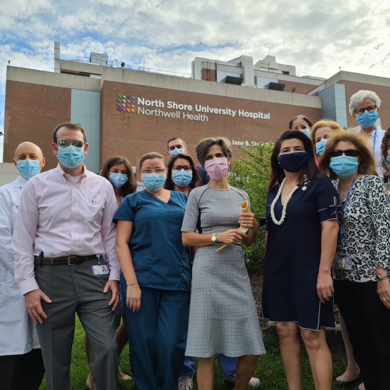 Temple Beth-El of Great Neck, state Sen. Anna M. Kaplan sound the Shofar for local health-care heroes