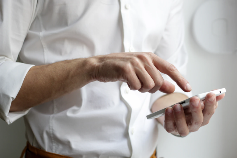 How to Safely Bet on Mobile