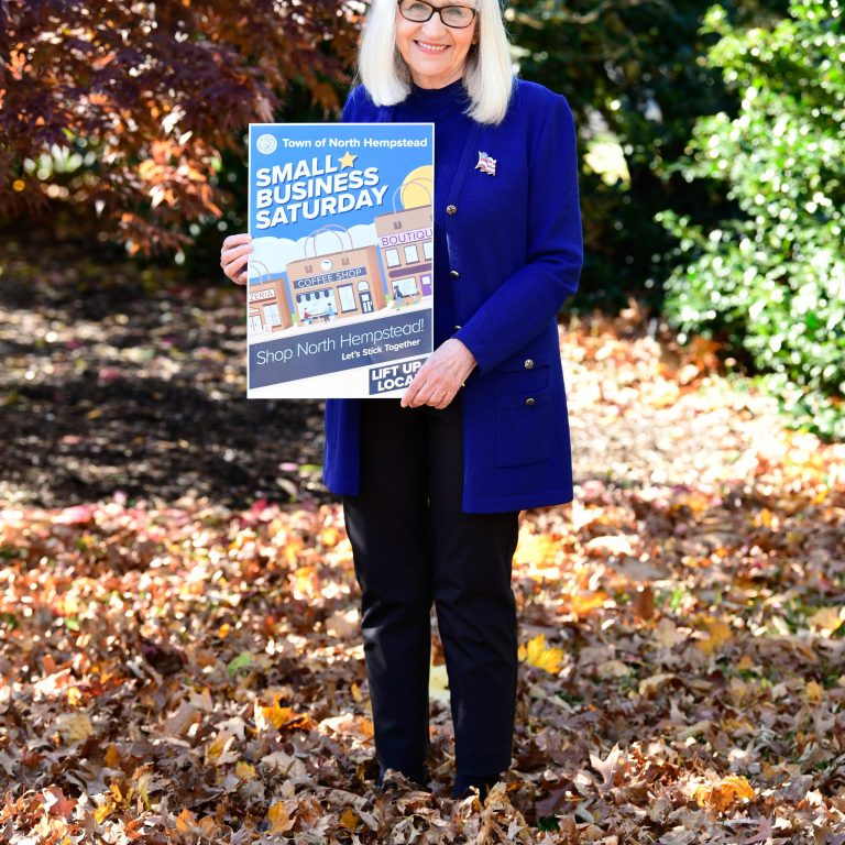 North Hempstead promotes Small Business Saturday North Hempstead promotes Small Business Saturday