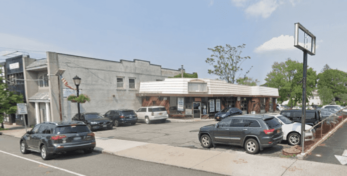 Petition against 7-Eleven in Manhasset reaches over 1,200 signatures