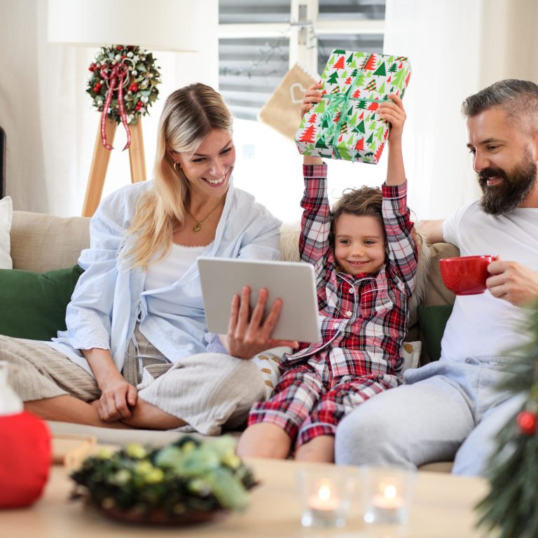 Navigating travel and holidays amid COVID-19 – Northwell Health-GoHealth Urgent Care Navigating travel and holidays amid COVID-19 – Northwell Health-GoHealth Urgent Care