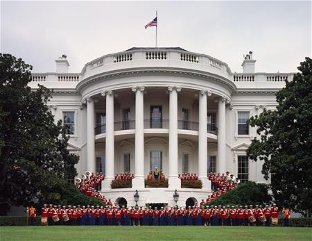 Herricks Middle Schools musicians learn from marine ensembles