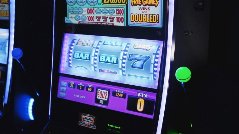 How to Easily Play Slot Games Online How to Easily Play Slot Games Online
