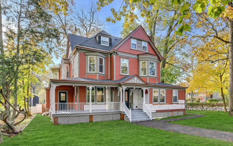 Former home of J.P. Morgan asking $1.2M in Roslyn Heights