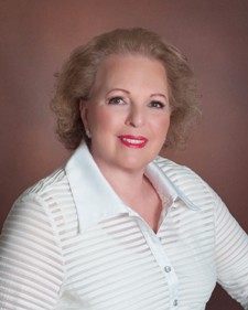 Long Island Board of REALTORS installs Susan Helsinger as 2021 [president