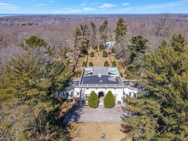 Old Westbury studio of Whitney Museum founder on market for $4.75M