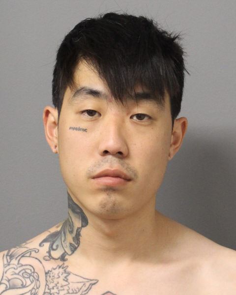 Bayside man breaks into Travelodge, robs woman: cops Bayside man breaks into Travelodge, robs woman: cops