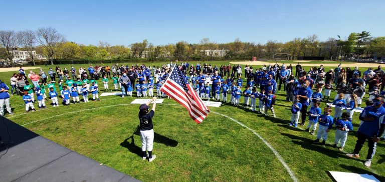 New Hyde Park Noth Little League annual parade hits home run, celebrates 70 years New Hyde Park Noth Little League annual parade hits home run, celebrates 70 years