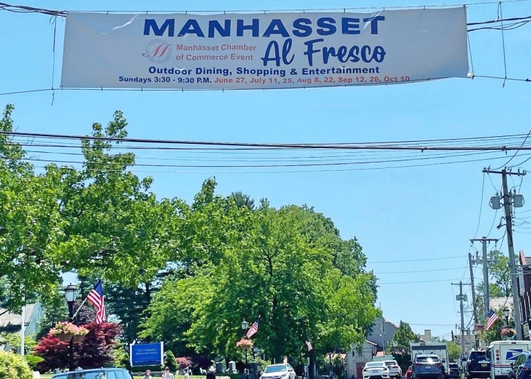 Manhasset Al Fresco kicks off Sunday June 27 for shopping and entertainment on Plandome Road