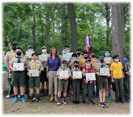 Legislator Birnbaum attends Great Neck Boy Scouts Troop 10 Court of Honor and Picnic, honors Scouts for clean-up initiative