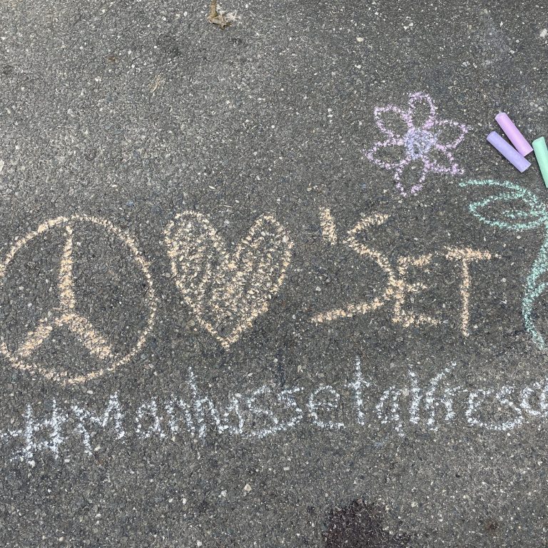 ‘Chalk the Town’ at Manhasset Al Fresco presented by Beautify Manhasset