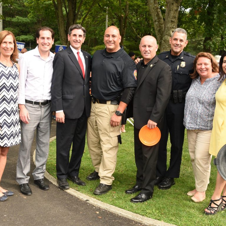North Hempstead hosts National Night Out at Whitney Pond Park North Hempstead hosts National Night Out at Whitney Pond Park