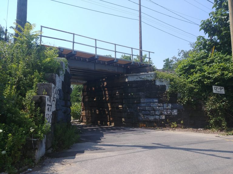 Denton Avenue bridge revamp delayed amid MTA, Garden City dispute Denton Avenue bridge revamp delayed amid MTA, Garden City dispute