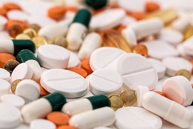 Dentist from Williston Park charged with exchanging opioids for sex Dentist from Williston Park charged with exchanging opioids for sex