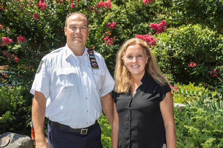 DeRiggi-Whitton Discusses Grants with Sands Point Police DeRiggi-Whitton Discusses Grants with Sands Point Police