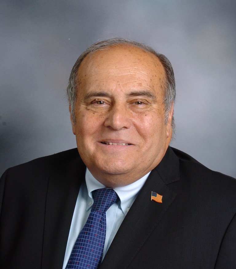 Lincoln to retire as Great Neck Park District commissioner in December Lincoln to retire as Great Neck Park District commissioner in December