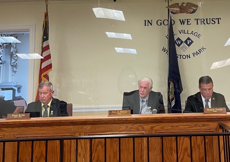 Mayor Ehrbar provides update on Williston Park road projects Mayor Ehrbar provides update on Williston Park road projects