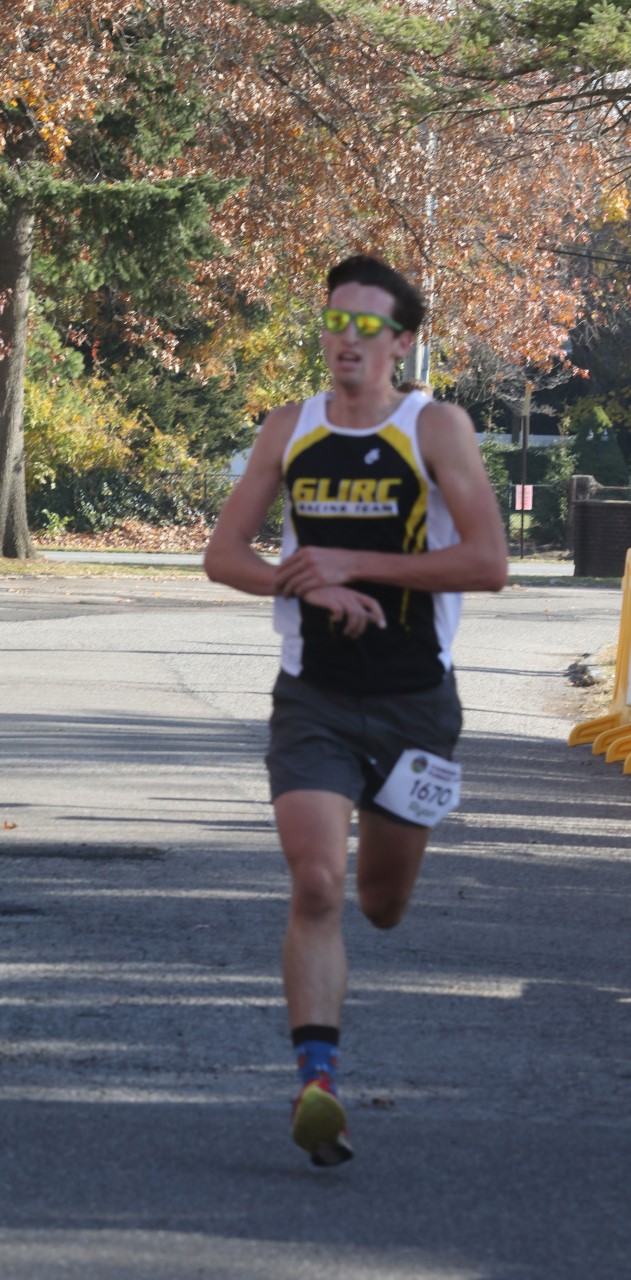 New Hyde Park resident Ryan Clifford finishes third in Garden City Turkey Trot