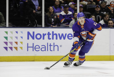 Islanders finally get first win in UBS Arena