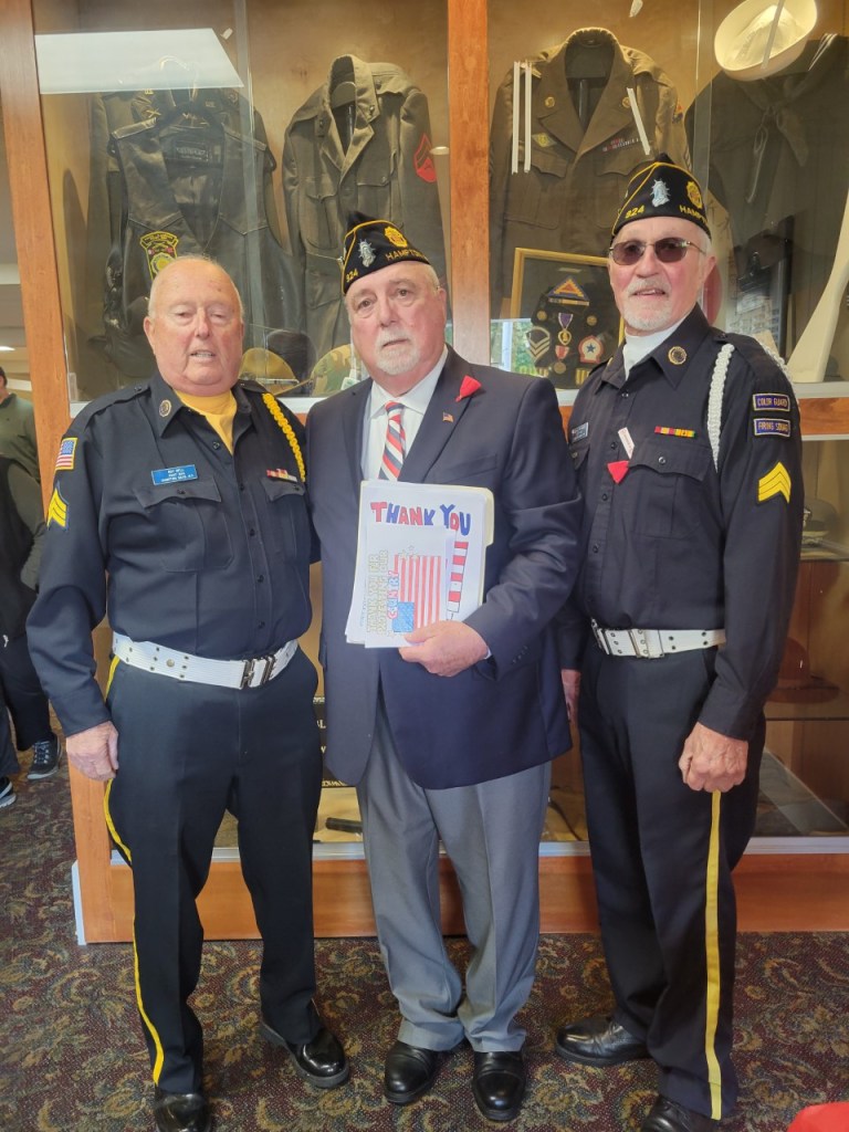 Denton Avenue honors veterans Denton Avenue honors veterans