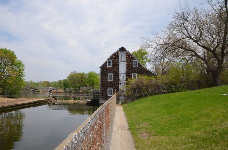 Saddle Rock Grist Mill program