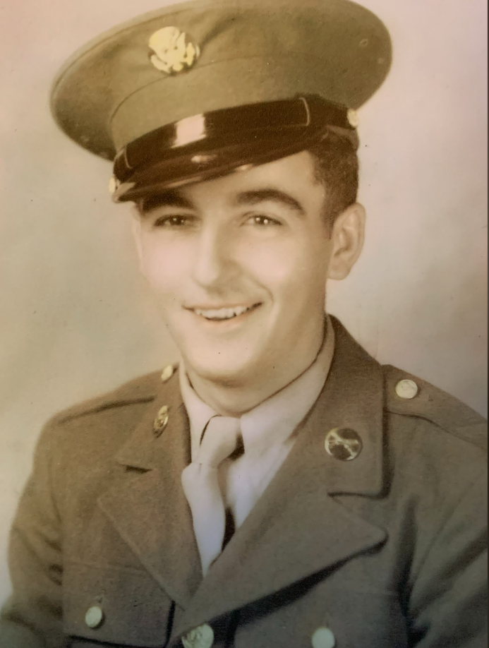 Mineola’s Ray Vaz, World War II veteran who fought on D-Day, dies at 97 Mineola’s Ray Vaz, World War II veteran who fought on D-Day, dies at 97
