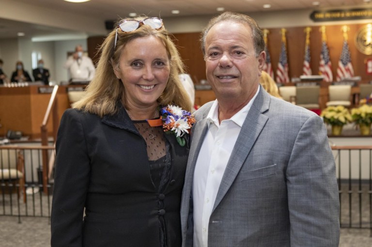 DeRiggi-Whitton sworn in for 6th term