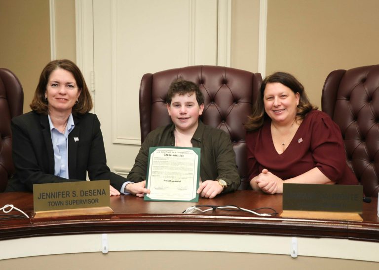 North Hempstead honors Port Washington residents for volunteer efforts North Hempstead honors Port Washington residents for volunteer efforts