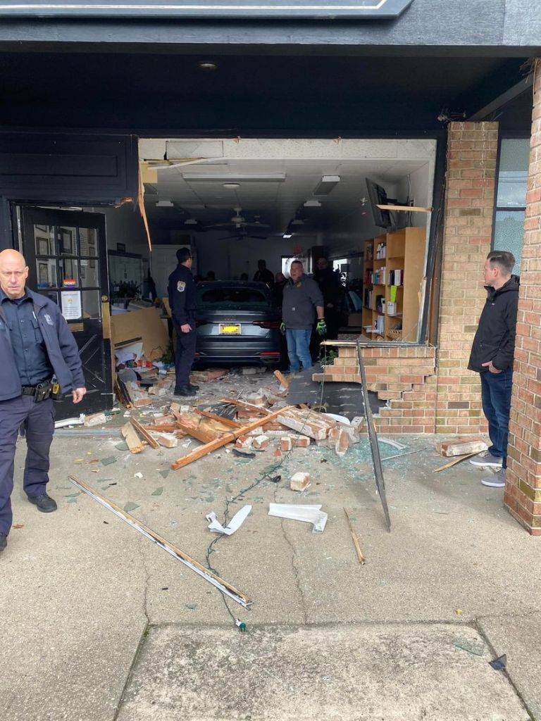 Car crashes into front of Port Washington hair salon